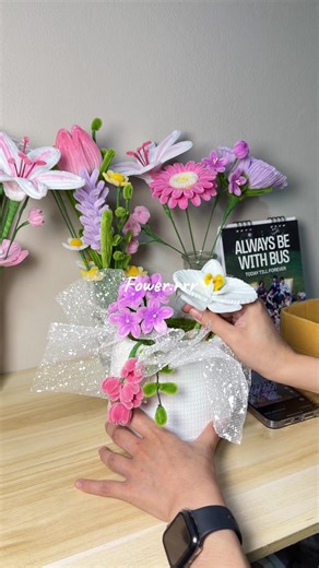 คลิปปักกระถางกลับมาแล้วค่า 💖💜 ✨preorder only ✅ นัดรับในตัวเมืองฉะเชิงเทราหรือจัดส่งทั่วประเทศได้ค่า 🫶🏻 #ดอกไม้ลวดกํามะหยี่ #ช่อดอกไม้วาเลนไทน์ #ของขวัญวาเลนไทน์ #วาเลนไทน์ #handmade
