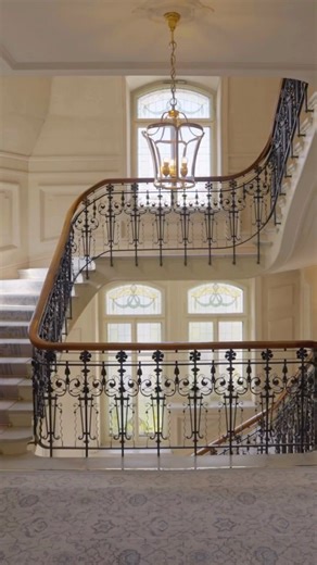 Beau-Rivage Palace offers 168 rooms, including 26 Junior Suites and 8 Signature Suites. These suites feature spacious layouts, timeless elegance, and breathtaking views of Lake Geneva and the Alps, ensuring an unforgettable experience with every stay. - #BeauRivagePalace #leadinghotelsoftheworld #lhw #swissdeluxehotels #lausanne #switzerland | Beau-Rivage Palace Lausanne