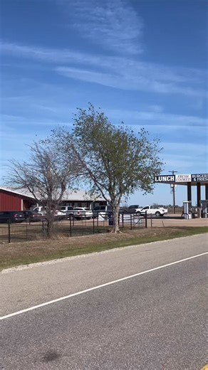 Looking to buy beef directly from the rancher? Try Diamond A Ranch Beef in Dime Box, Texas. Centrally located between Austin, Houston, and College Station. Shop online at www.diamondaranchbeef.com or swing by The Country Store in Dime Box, Texas to grab yours! • • • Based in Dime Box, Texas, Diamond A Ranch Beef delivers premium, all-natural, ranch-raised Texas beef in specialty cuts and smoked meats to curated beef boxes, so you can truly taste the difference of locally raised quality. | Diamon