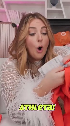 I Bought LOST LUGGAGE Mystery Boxes! | HopeScope