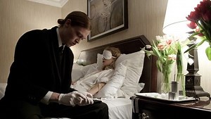 Video: Antiviral trailer - A darkly satirical movie about celebrity obsession gone too far