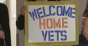 20 veterans from Southern Arizona get proper 'welcome back home' after Honor Flight 34