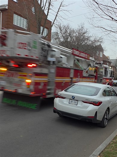 FDNY Ladder 172 and Tiller Ladder 147 Fire Response