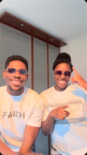 This song is a true confession of our commitment to the gospel of our Lord Jesus “we are not going back! Too late!” I recommend that all members of the body Christ use this sound and publicly declare your stance with Jesus. The gospel prevails! God bless my brothers & co-labourers @gaisebaba @lawrenceoyor 👏🏽👏🏽 | Moses Bliss