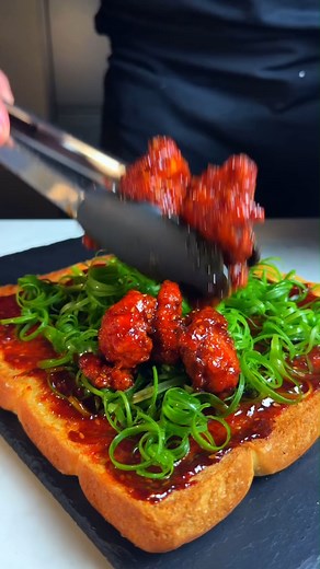 2.8K views | KFC Sliders  An absolute WINNER of a dish, using the Korean fried chicken and garlic dough ball recipes from both of our books… IT TATSED INCREDIBLE  Full recipes can be found in the books, link in bios to order  #food #asmr #kfc #koreanfriedchicken #garlicbread #doughballs #sando #sandwich #sliders #friedchicken #comfortfood #easyrecipes #recipe #chicken | Everyday Cooking Hub | Facebook