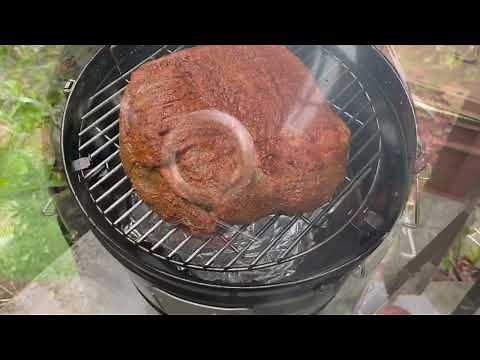 Cape Grim Brisket in the trusty Bullet Smoker using only Lump Charcoal! Damn good 👍