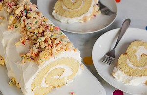 Boxed Cake Mix Recipes: Turn This Staple Into 20 Desserts - Daily Meal