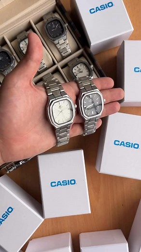 1.2K views | Casio Classique ⌚️ - Matière : Acier inoxydable - Mouvement : Quartz - Calendrier complet - Avec sa boîte - Livraison 58 Wilaya  | Lusso Luxury | Facebook