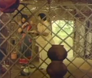 1.5M views · 43K reactions | //All tym fav scene // எப்ப பாத்தாலும் மீன் திண்ணனும் போல இருக்கும் .................. 梁 | Sarah Grace | Facebook