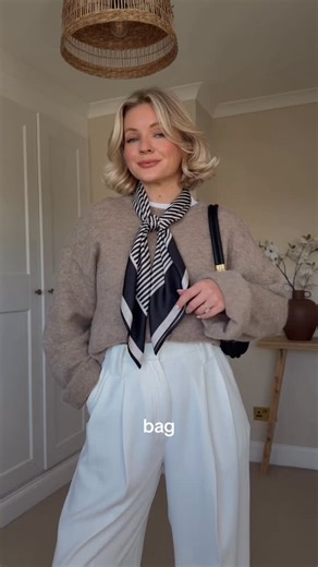 LAURA BYRNES on Instagram: "Ad Let’s make our wardrobes work smarter, not harder this year. One bag, four different ways to wear it ✨ The Luna from @songmont_official is endlessly versatile, shoulder, crossbody, clutch, or wrist bag, all in one! The leather is incredibly soft, yet structured enough to hold its shape beautifully. Also calling it now: the perfect travel bag….Pack one bag, get four looks. 🤍 Discount code ByLaura12 for 12% discount"