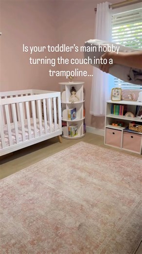 Includes a mini inflatable castle, storage bag, user manual, and repair kit. Lightweight and portable, it folds up easily for storage after playtime. | TKouzhou1 | Facebook