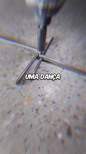 COMO FAZER UMA DANÇA COM PREGOS? 🤔 #shorts #curiosidades
