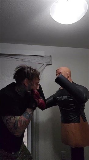 #punching on #boxing bob again light #workout still got 20-25 pounds to lose