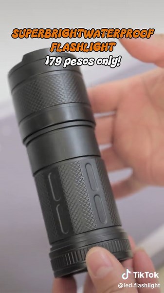 Super light zoom flashlight illuminates every place you want to go