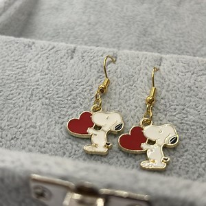 Snoopy Heart Earrings: Handmade Peanuts Cartoon Jewelry - Etsy
