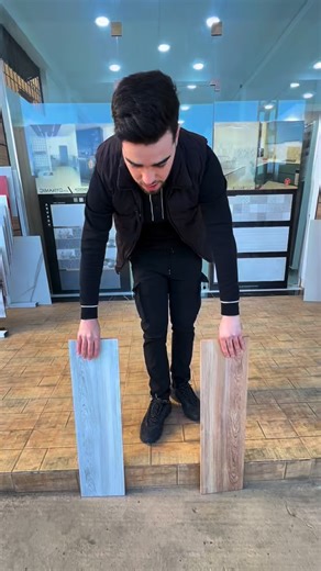 Amara Ceram on Instagram‎: "✨ Amara Ceram – عالم السيراميك الأنيق! ✨ 📍 في قلب بومرداس – برج منايل 🔹 أفضل تشكيلة سيراميك • بلاط • أحواض • مستلزمات الحمام 🔹 جودة عالية ✨ تصميمات عصرية تناسب كل الأذواق 🔹 خدمات تركيب وديكور احترافية 💯 ➡️ اعثر على كل ما تحتاجه لتجديد منزلك في مكان واحد! 0772.74.93.10 📲 زرنا اليوم وخلّي بيتك يتألق 💎 #AmaraCeram #سيراميك #ديكور #حمامات #بومرداس تصميم_منزلي"‎