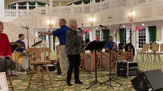 Colleen Sharp Murray (Vocalist on the WLW Cinn. Bob Braun TV Show 1967-1983 which replaced Ruth Lyons 50-50 Club 1949-1967) with "On A Wonderful Day Like Today" with Joshua Jazz at the Kaleidoscope Christmas Program 12.22.2023 at Carillon Park. Dayton. Ohio. https://faithandfriendsradio.com/ | Hauer Swing Band