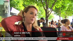 Sept ans après le premier film, Louis-José Houde et Michel Côté reprennent du service dans « De père en flic 2 ». | Radio-Canada Information