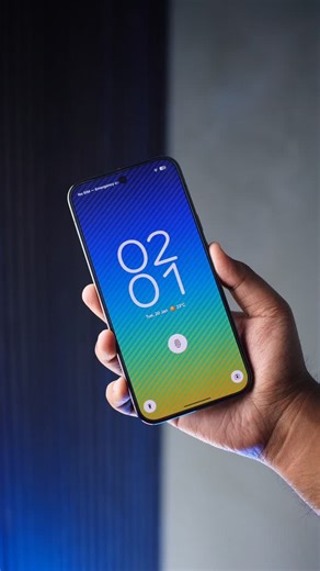 Amaan Khan on Instagram: "HIDDEN Android Launchers That Look Crazy 🤯💯 These 2 unknown launchers are insane when it comes to features and looks, they are packed with features and add a boost to productivity. Comment ’Launcher’ 💬 & I’ll send both the links in your DM 🔗 #trending #fyp #tech #android #bestapp"