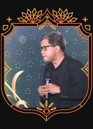 Rocky Gerung Menjawab Soal Pendapatan Hakim Indonesia