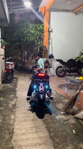 Explore the Aerox 155: Style and Performance Insights