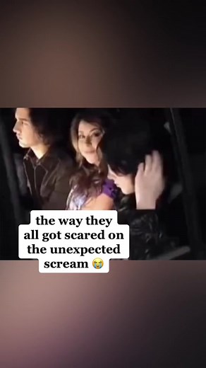 Unexpected Scream Reactions with Victorious Cast