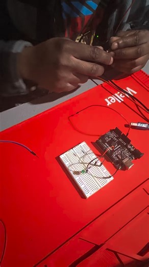 Sarpong Franklin on Instagram: "Diving deeper into Arduino! 🎉 Just wired up an LED and photoresistor on my breadboard, and coded a function to control the blink delay based on light levels. Watching it respond in real-time is so satisfying! Beginner wins one step at a time.💡🔴 #Arduino #ArduinoProject #DIYElectronics #Maker #Electronics"