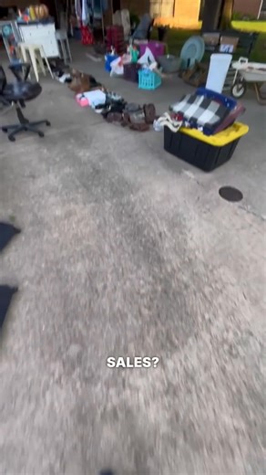 How to find good deals at Garage Sales #garagesale #garagesalefinds #garagesales #garagesalefind #fyp | Gerald English