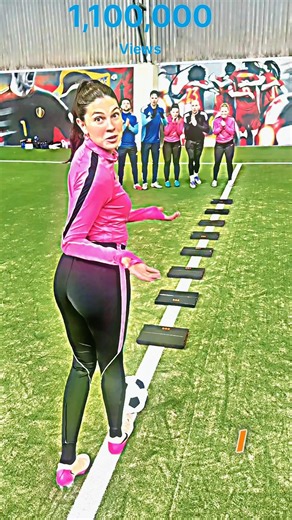 Who gets the best mystery box? 🎁⚽️