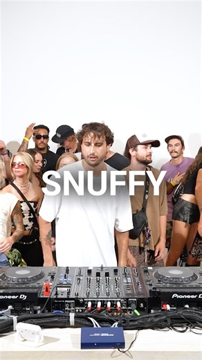 DEEP #bass and Snappy Drums the snuffy effect is real!