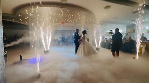 Victoria's Tanec V Oblakoch vcerajsia svadba Michalovce ďakujeme ze ste si nas vybrali, Martin Makula mladomanželom prajeme veľa zdravia šťastia lásky a božského požehnania. | Victoria's Tanec V Oblakoch