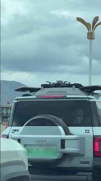 Rooftop Helipad for the Ultimate Traffic Update