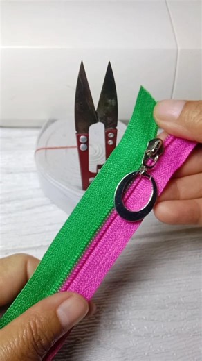 tips from a tailor, easy way to install a zipper head #sewingtutorial #sewingtrick #easysewing
