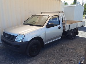 (SOLD) Holden Rodeo ute 2x4 Manual 2006 review