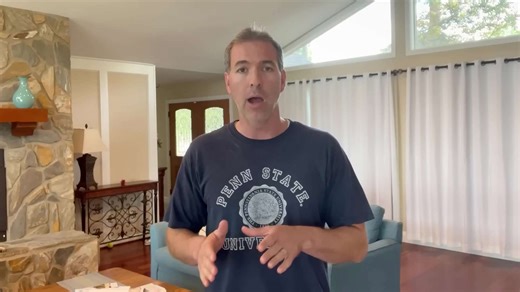 Optimal blade carry positions for quick access and concealment simultaneously