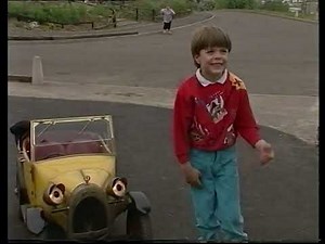 CBeebies Brum S01E02 Brum and the Kite
