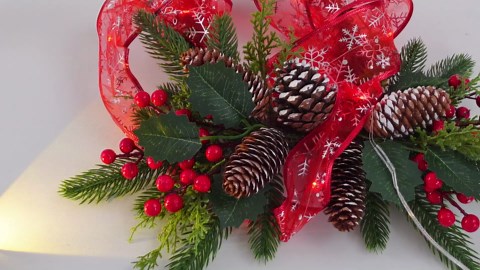 Kingdder 5 Pcs Christmas Tree Ribbon Lights 82 ft LED Christmas Ribbon Battery Operated Fairy Lights Wire Indoor String for Xmas Weddings New Year Holiday Party Decoration(Red)