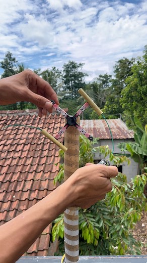 2.2K views · 3 comments | Fidget Spinner Vs Two Rocket Firecrackers #Christmas #experiment #diy #faceebookreels #rocket #idea #knowledge #tecnology #shareideas #reelschallenge #entertainment #firecrakers #trandingreels #simpleexperiment #crafts #shares #homedecor #kindnessmatters #handcrafted #videos #handmadecrafts #views #everone #rocketfirecrackers #outdooradventures #art #minfulness | Fix Aby | Facebook