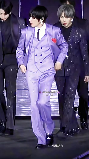 👀💜#foryou #foryoupagе #vairal #vairalvideo #bts #btsarmy #btsedit #bts_official_bighit #tiktok #bdtiktokofficial #fyp #grow #trending #jungkook #jungkook #fypシ゚ @TikTok Bangladesh @#foryou @For You House ⍟ @BTS