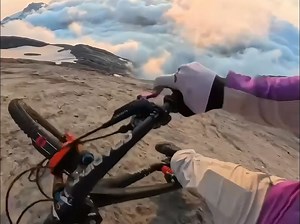 把车骑向云端，兄弟们我做得对吗？