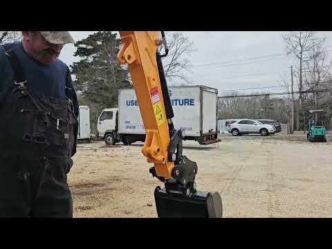 Installing a Hydraulic Thumb for a Mini Excavator easy bolt in project @Rojunk