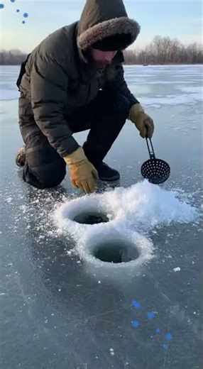Winter Ice 🧊 ❄️ #asmr #satisfying #funny #odlysatisfying #snow #ice #fyp