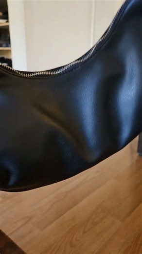 Why I Love Shopping on Mercari For Online Deals