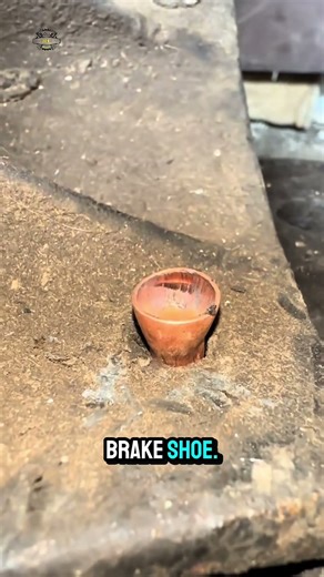 The correct way to punch rivets #repair #brakesystem #rivets #mechanic #tecnical