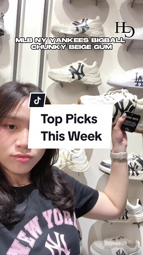 Top Picks for Fresh Kicks to Elevate Your Weekend Vibes