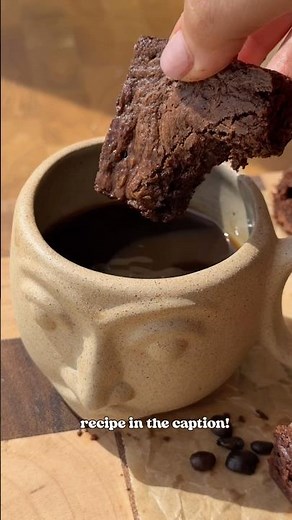 Espresso Brownies Recipe (Ultra-Fudgy with Shiny Crinkly Top) #brownies #espressobrownies