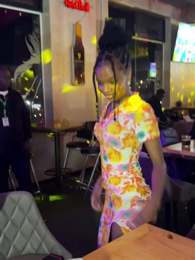 shake it to the max#twerk #viral_video #fyp #valentinesday | tweeks dance song