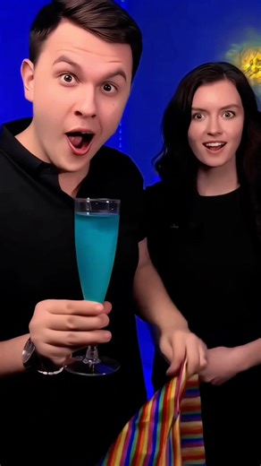 MAGIC TRICKS REVEALED TUTORIAL • 10-13 Magic 3,294 MAGIC TRICK TREND MAGIC REVEAL HAND MAGIC MAGIC TRICKS TUTORIAL CARD MAGIC TRICK #Magic #Magician #magical #viraltrick #Magictrick