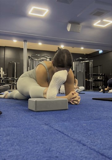 Mastering the Splits: Enhance Your Flexibility