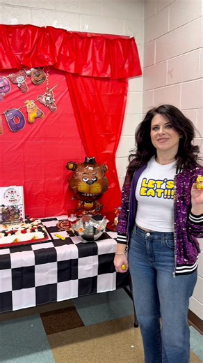 The cake table from the Five Nights at Freddy’s birthday party! #fnaf #fivenightsatfreddys #birthdayparty | Wilkes Family Halloween Displays
